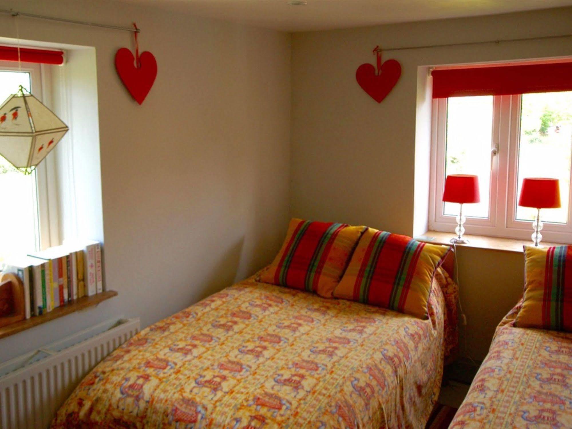 Bed and Breakfast The Old Forge East Kennett Esterno foto